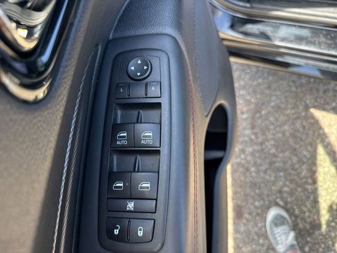 Used 2024 Dodge Durango GT AWD/4WD image 12