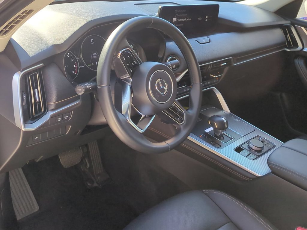 Used 2024 MAZDA CX-90 3.3 Turbo w/ Preferred Package AWD/4WD image 13