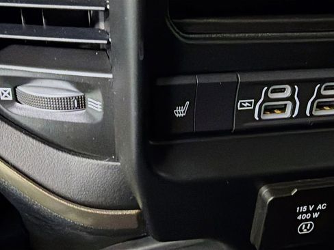 Used 2022 RAM 2500 Limited image 28