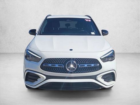 Used 2025 Mercedes-Benz GLA 250 image 2