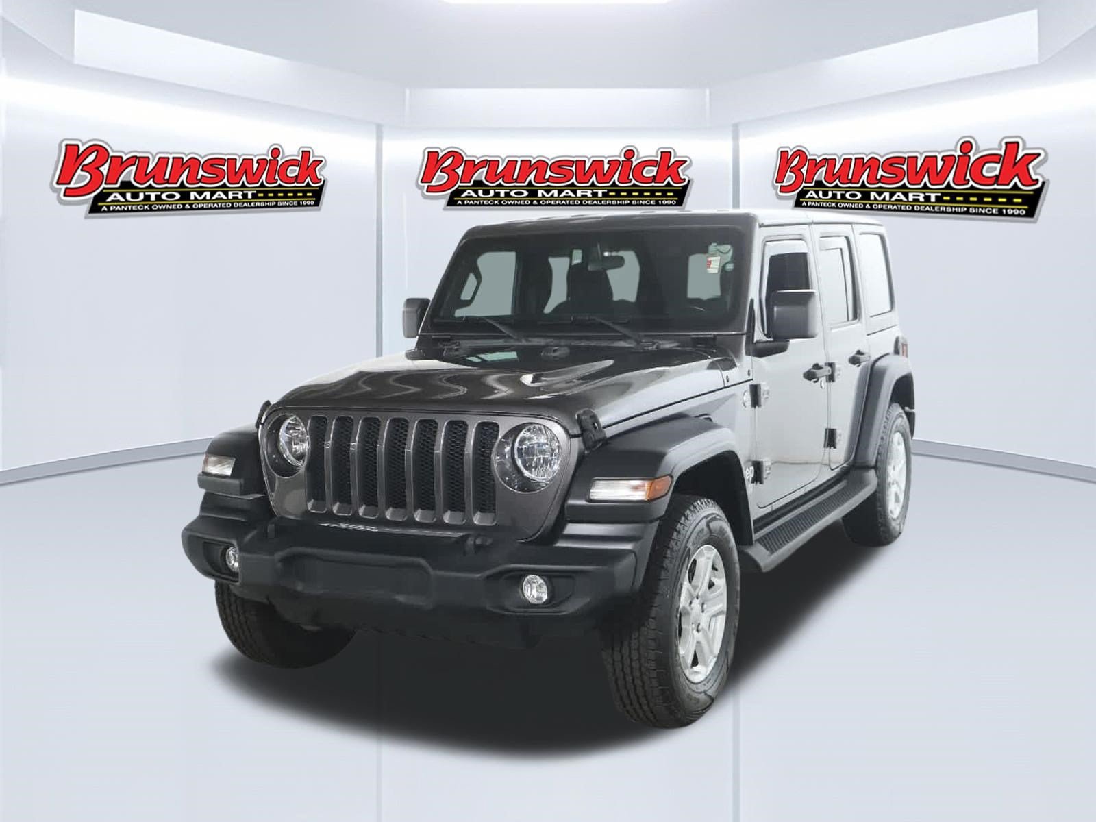 Used 2021 Jeep Wrangler Unlimited Sport AWD/4WD image 1