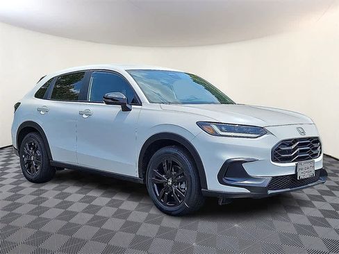 New 2026 Honda HR-V Sport image 2