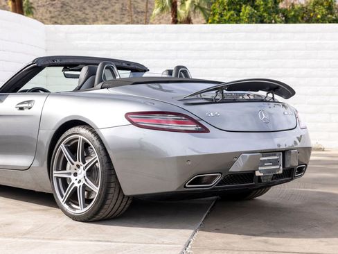 Used 2012 Mercedes-Benz SLS AMG Base image 8