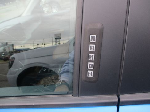 Used 2022 Ford Maverick Lariat image 4