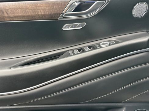 Used 2026 Genesis GV80 2.5T Select image 14