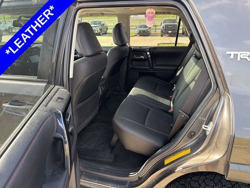 Used 2019 Toyota 4Runner TRD Off-Road Premium image 6