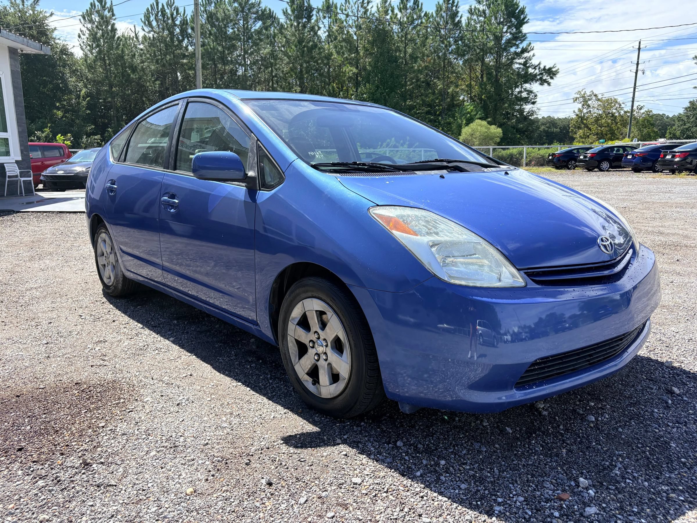 Used 2005 Toyota Prius w/ Pkg 1 FWD image 7