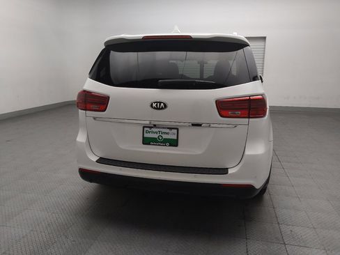 Used 2019 Kia Sedona EX FWD image 7