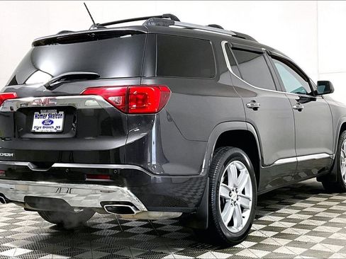 Used 2019 GMC Acadia Denali w/ Technology Package image 12