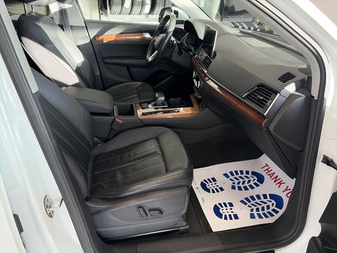 Used 2021 Audi Q5 Premium Plus image 25