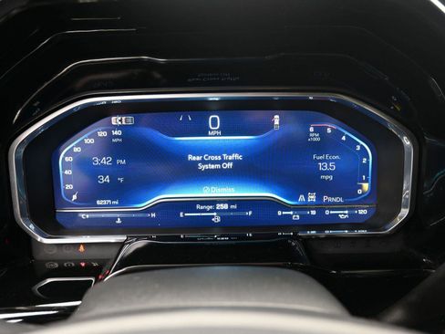 Used 2024 Chevrolet Silverado 2500 LTZ w/ LTZ Premium Package image 30