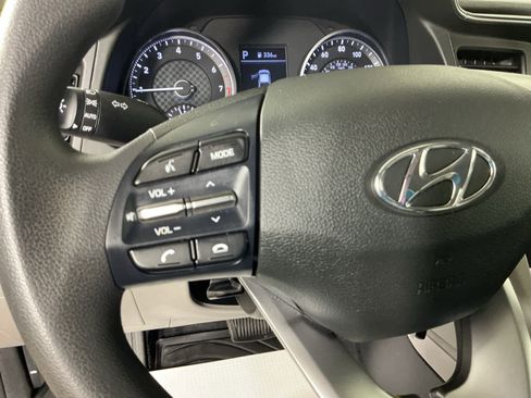 Used 2020 Hyundai Elantra SEL w/ Winter Weather Package image 26