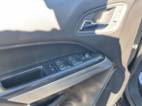 Used 2017 Chevrolet Colorado LT w/ LT Convenience Package RWD image 19