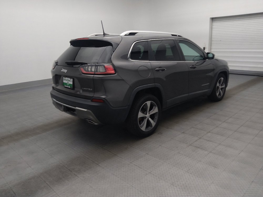 Used 2019 Jeep Cherokee Limited w/ Trailer Tow Group FWD image 10