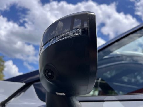 Used 2023 Nissan Rogue Platinum w/ Platinum Premium Package FWD image 28