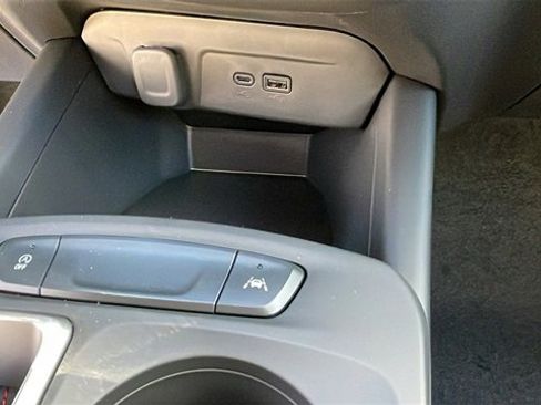 New 2026 Chevrolet Trax RS w/ Driver Confidence Package image 17