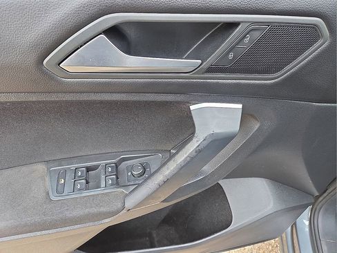 Used 2019 Volkswagen Tiguan S w/ Driver Assistance Package image 21