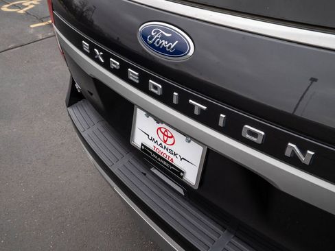 Used 2024 Ford Expedition Max XLT AWD/4WD image 11
