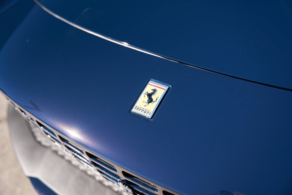 Used 2025 Ferrari Roma Spider RWD image 5