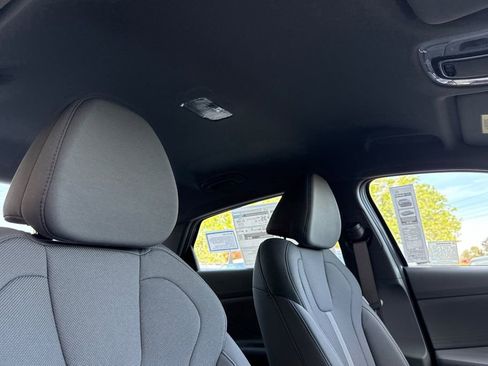 New 2026 Hyundai Elantra SE image 13