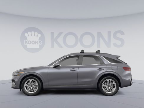 Used 2023 Genesis GV70 2.5T w/ Select Package image 2