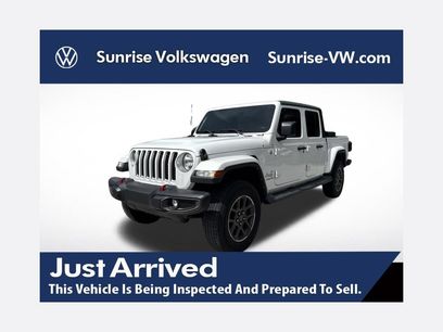 Used 2022 Jeep Gladiator Overland w/ Popular Equipment Package