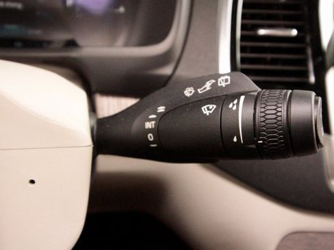 Used 2023 Volvo XC90 T8 Plus w/ Protection Package Premier image 44