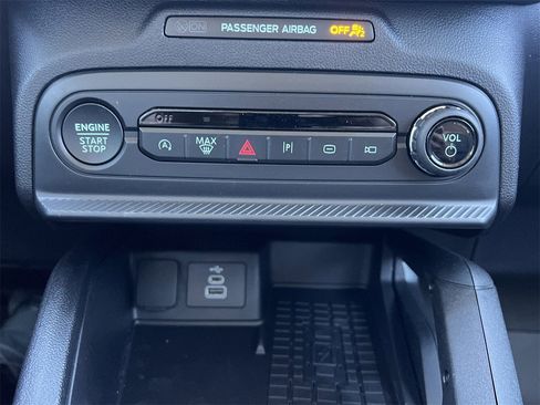 New 2025 Ford Bronco Sport Outer Banks w/ Sasquatch Outer Banks Package image 6