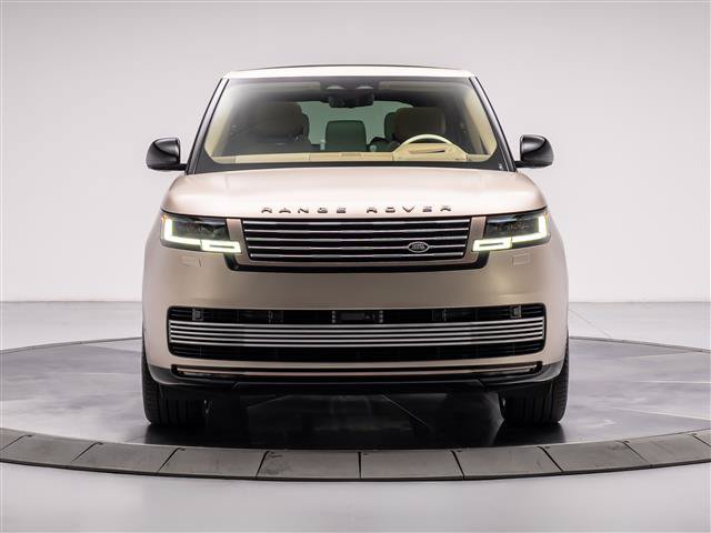 Used 2024 Land Rover Range Rover SV AWD/4WD image 8
