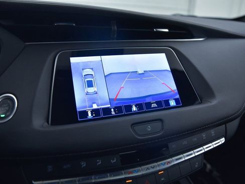 Used 2022 Cadillac XT4 Premium Luxury w/ Enhanced Visibility Package image 20