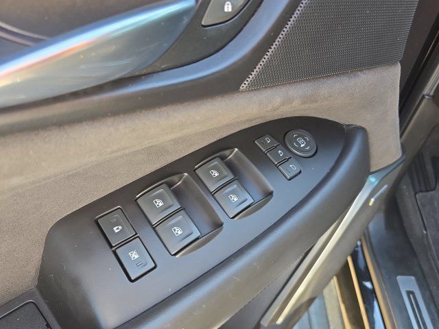 Used 2020 Cadillac Escalade ESV Platinum AWD/4WD image 16