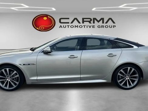 Used 2016 Jaguar XJ R-Sport RWD image 2