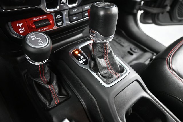 Used 2021 Jeep Wrangler Unlimited Rubicon AWD/4WD image 34