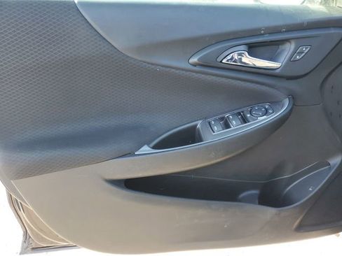 Used 2021 Chevrolet Malibu LS image 10