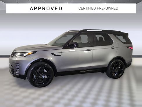 Certified 2025 Land Rover Discovery Dynamic SE image 1
