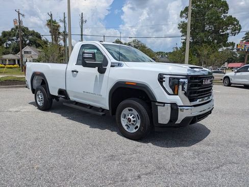 New 2026 GMC Sierra 2500 Pro RWD image 2