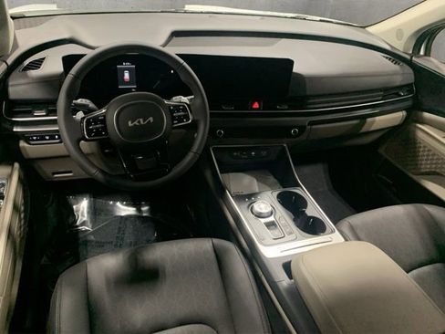 New 2026 Kia Carnival LXS image 9