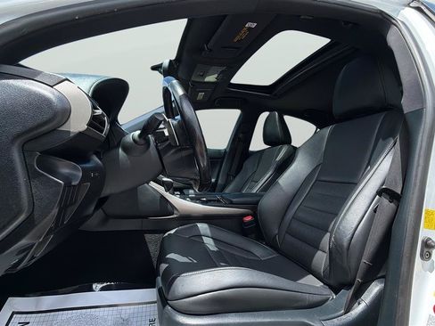 Used 2016 Lexus IS 300 AWD image 33
