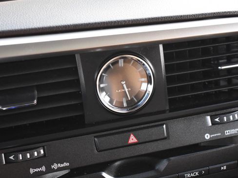 Used 2019 Lexus RX 450hL Base AWD 4dr SUV image 35