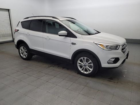 Used 2017 Ford Escape SE w/ Equipment Group 201A image 11