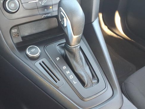 Used 2016 Ford Focus S image 30