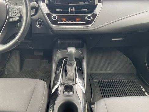 Used 2019 Toyota Corolla SE w/ SE Option Package FWD image 11