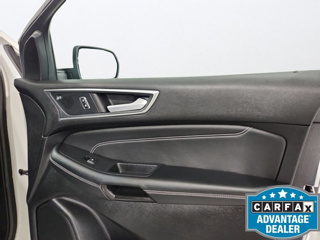 Used 2024 Ford Edge Titanium w/ Equipment Group 301A AWD/4WD image 25