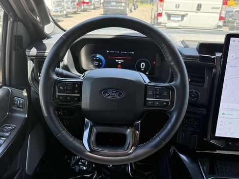 Used 2024 Ford F150 Lightning Platinum AWD/4WD image 18