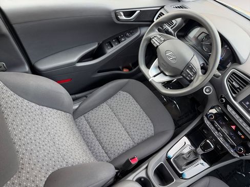 Used 2019 Hyundai Ioniq Blue FWD image 14