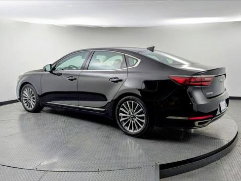 Used 2019 Kia Cadenza Premium image 12