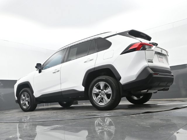 Used 2024 Toyota RAV4 XLE FWD image 24