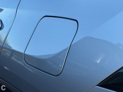 Used 2019 Toyota RAV4 XLE Premium w/ Cold Weather Package image 12