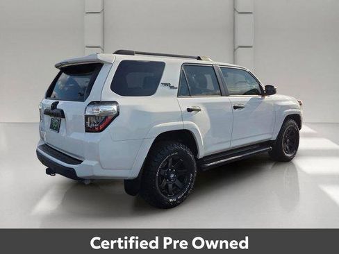 Used 2022 Toyota 4Runner TRD Off-Road AWD/4WD image 5