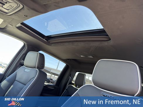 New 2026 GMC Sierra 2500 AT4X w/ LPO, Black Badging Package image 17